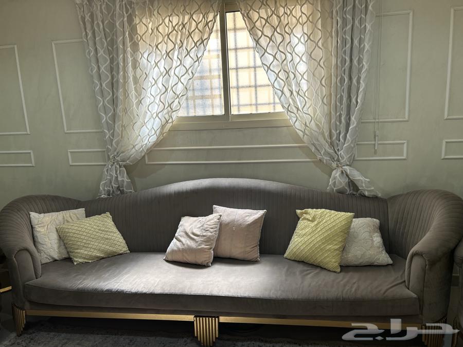 Modern Sofa Set with a Classic Touch64437975387137112