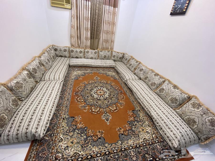 Floor cushioned session, two by three rugs64434741244803110