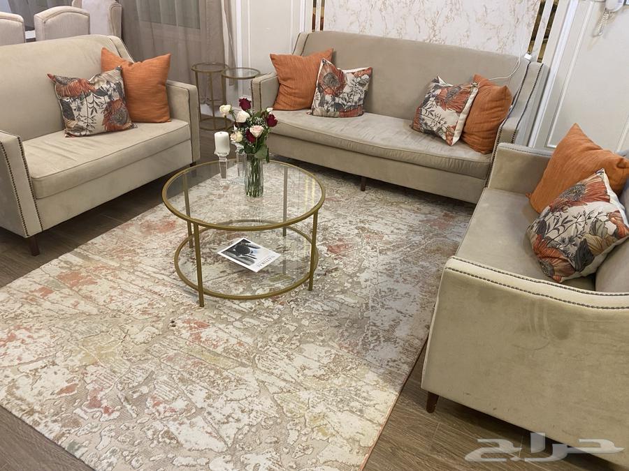 Sofa and tables set64438605237763111