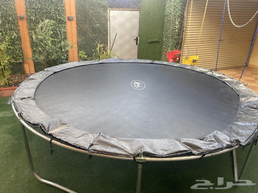 نطيطة شبه جديده مالها شهرين64438551844098111