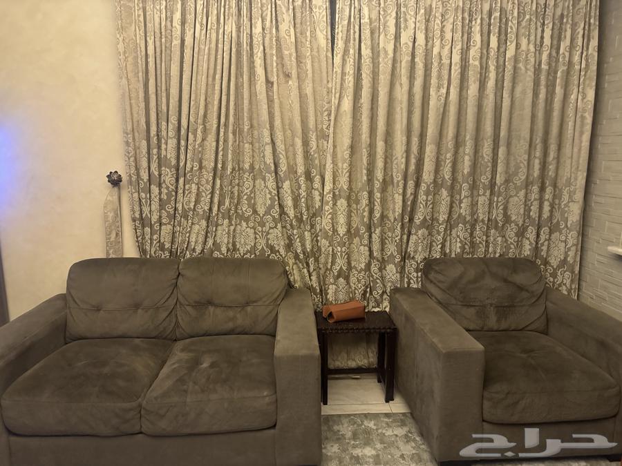 Sofa64440370185218113