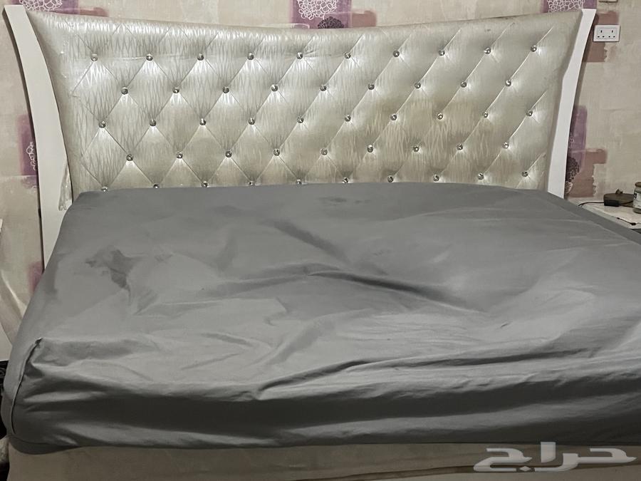 للبيع خردة غسالة وثلاجة وحديد64441404455937111