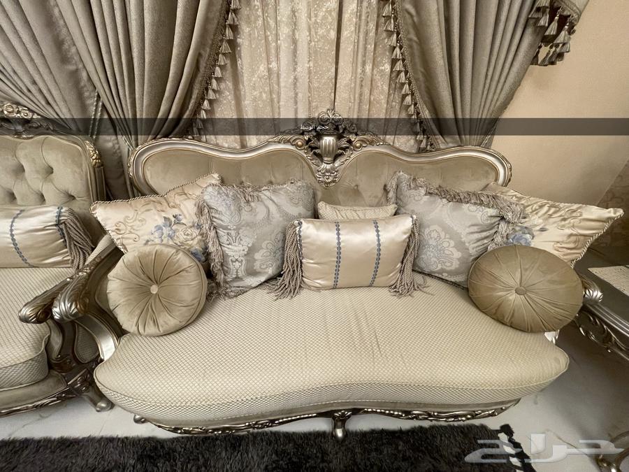 طقم كنب ملكي مكون من 4 قطع اللون بيج أنيق64439091669249110