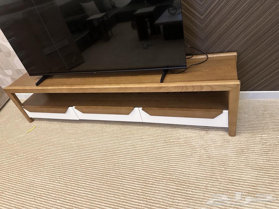 طاولة تلفزيون من وودي للأثاث64438432001281111