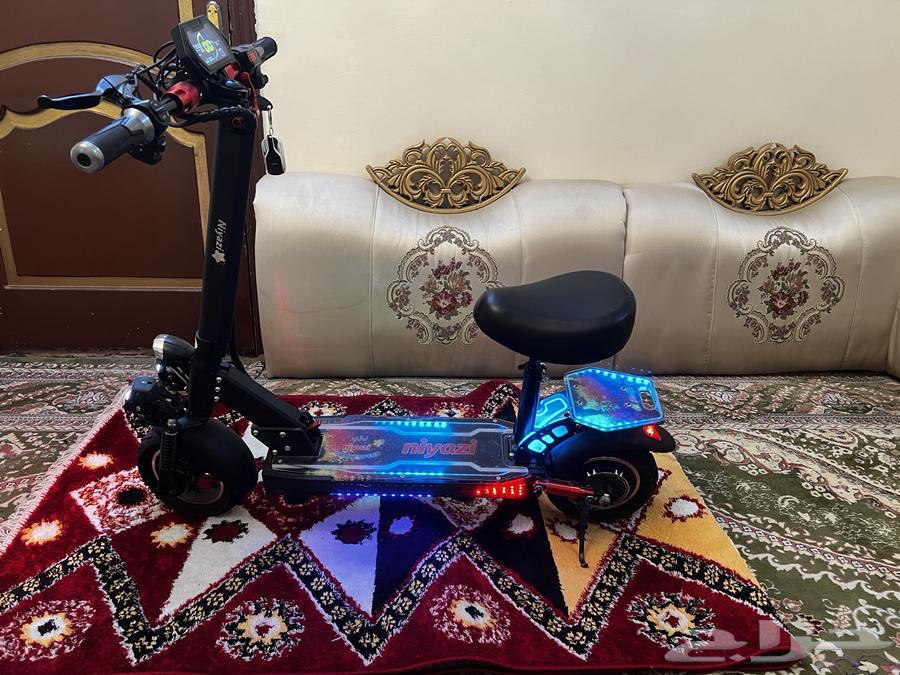 سكوتر الوحش شبه جديد حجم 100064439788658947112