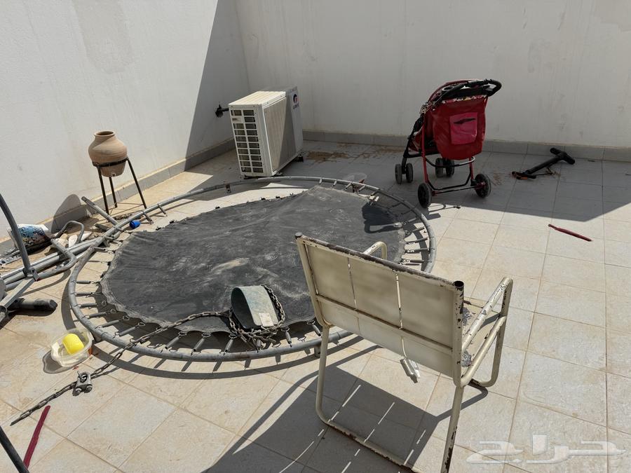 بعض الأثاث مجانا لمن بحاجة اليها ولا يوجد مكيف للبيع64435395719681110