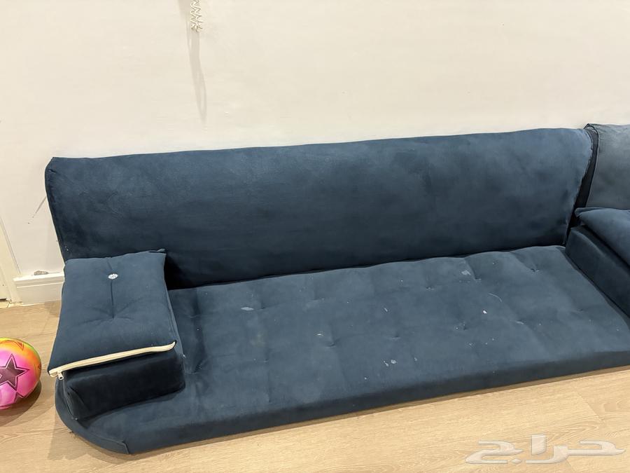 Sofa64436816561794113