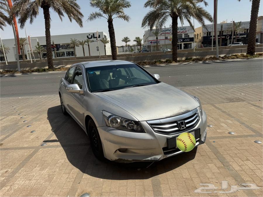 هوندا اكورد 2012 بحالة ممتازة للبيع لا تحتاج لمصروفات64597151405059113