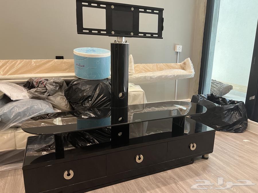 Screen holder table with drawers, clean used64436789647107110