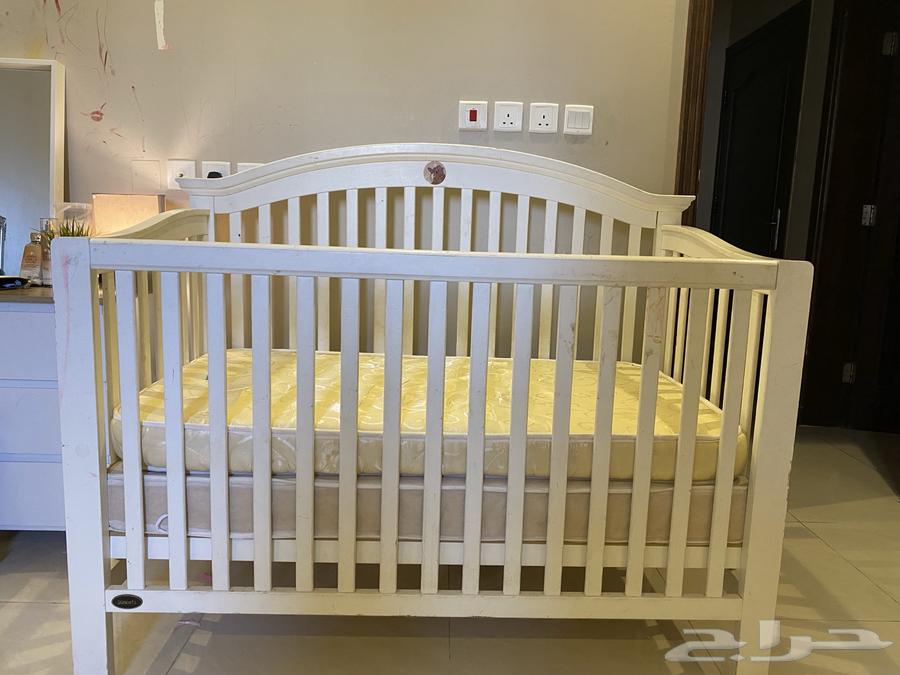 سرير اطفال جونيرز مع مرتبتين السعر 35064437773303938110