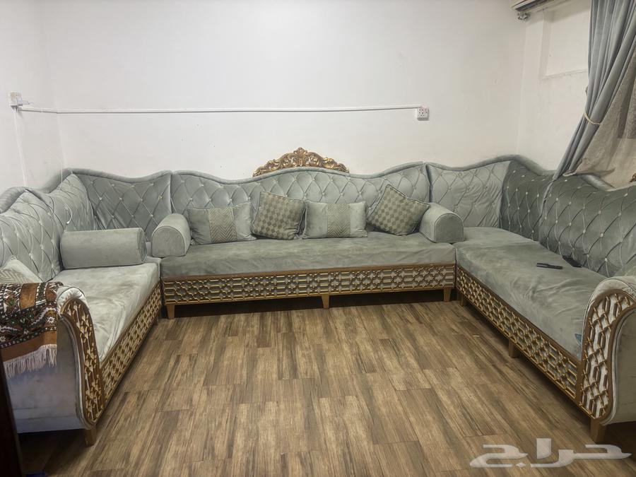 كنب قديم بس نظيف64434141876099111