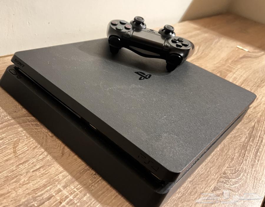 سوني 4 للبيع مع اليد64439185822850110