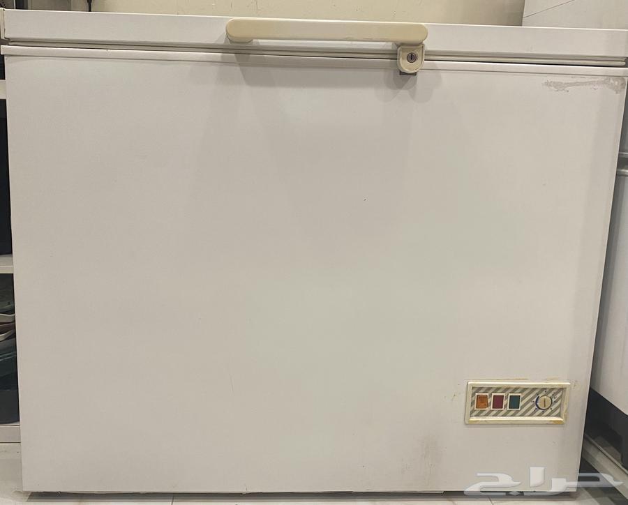 اجهزة كهربائية للبيع (فريزر - برادة - نشاف ملابس)64437679524994112