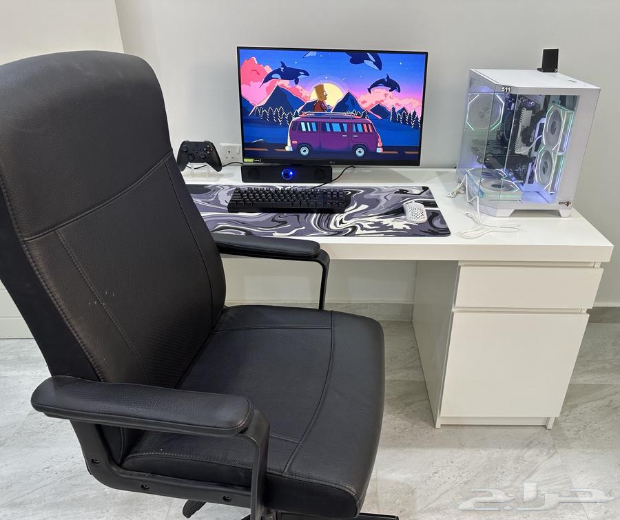 PC with full setup64438203484034112