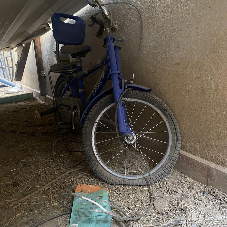 اثاث للبيع وفيه غيرها مغاسل 170. ريال كامله64438726527745110