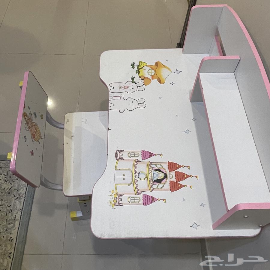 طاولة دراسه للبيع64440383770499111