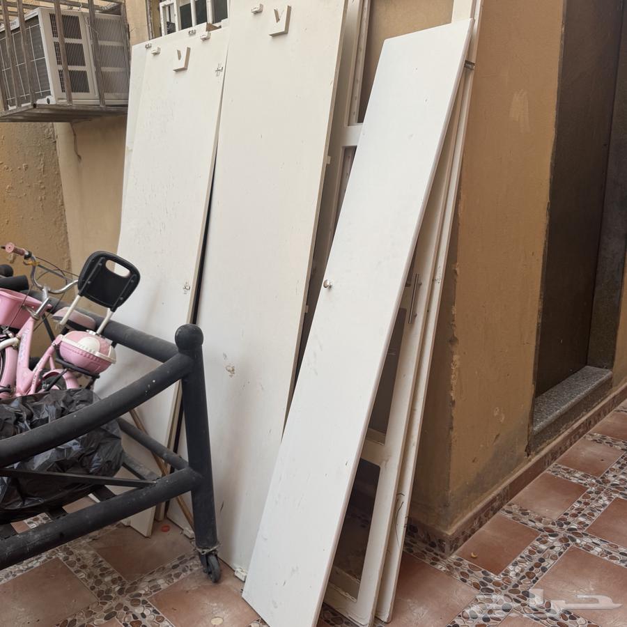 للبيع اجهزه ودولاب مستعمل64437988599042111