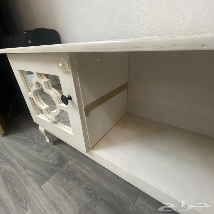 للبيع سرير نفر وطاولة شاشة تلفزيون64439091709315114