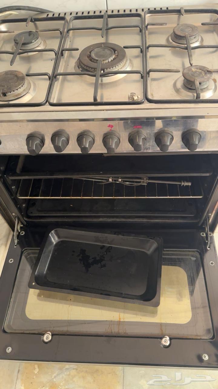 مكيفين للبيع وغازين64438713136641110