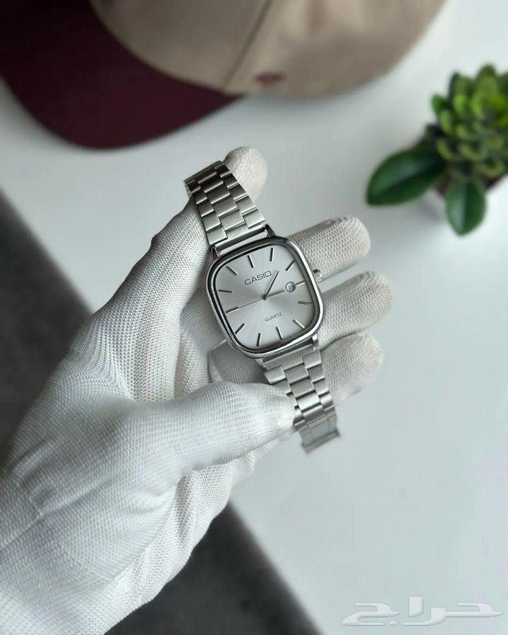 الساعة الافضل مبيعا في عروض اليوم الوطني64437517256961113