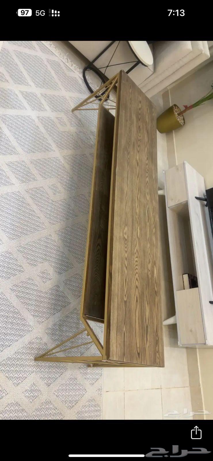 Table64440329076481110