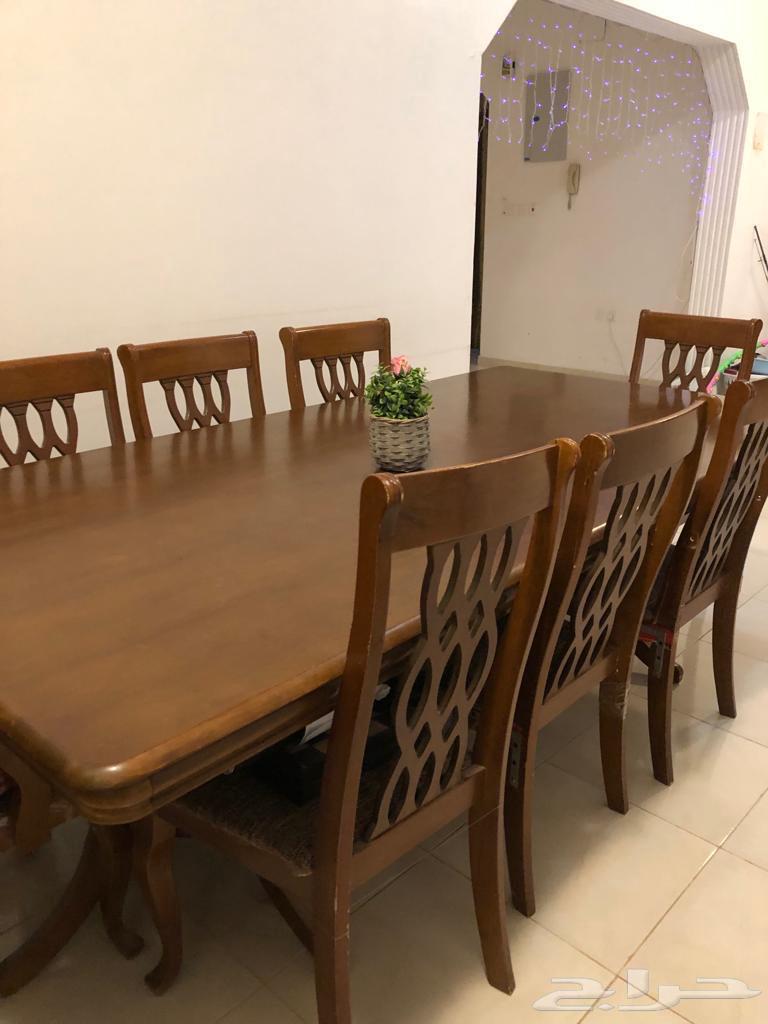 طاولة للبيع مانختلف على السعر64435150316673110