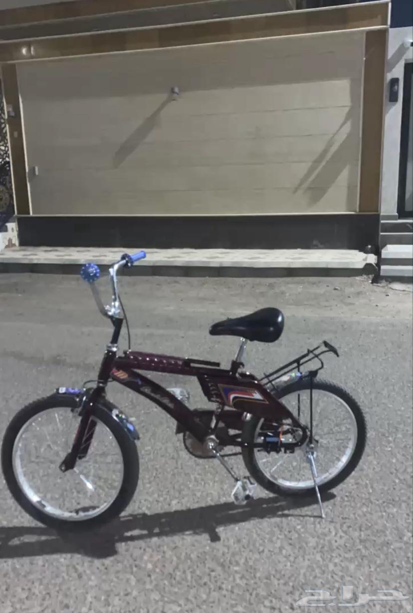 Rambho bicycle in maroon color, the bicycle is beautiful by God's will64435997640193111