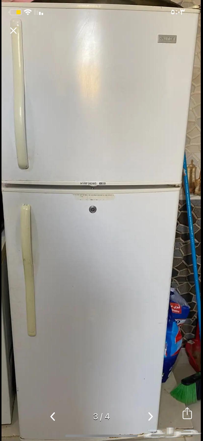 للبيع 2 ثلاجات مطبخ نظيفه وحالتها ممتازة64438618632963111