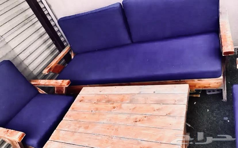 كراسي حوشيه بدون مضله للبيع شي نضيف والله قبل شهرين شاريها64437544476803111