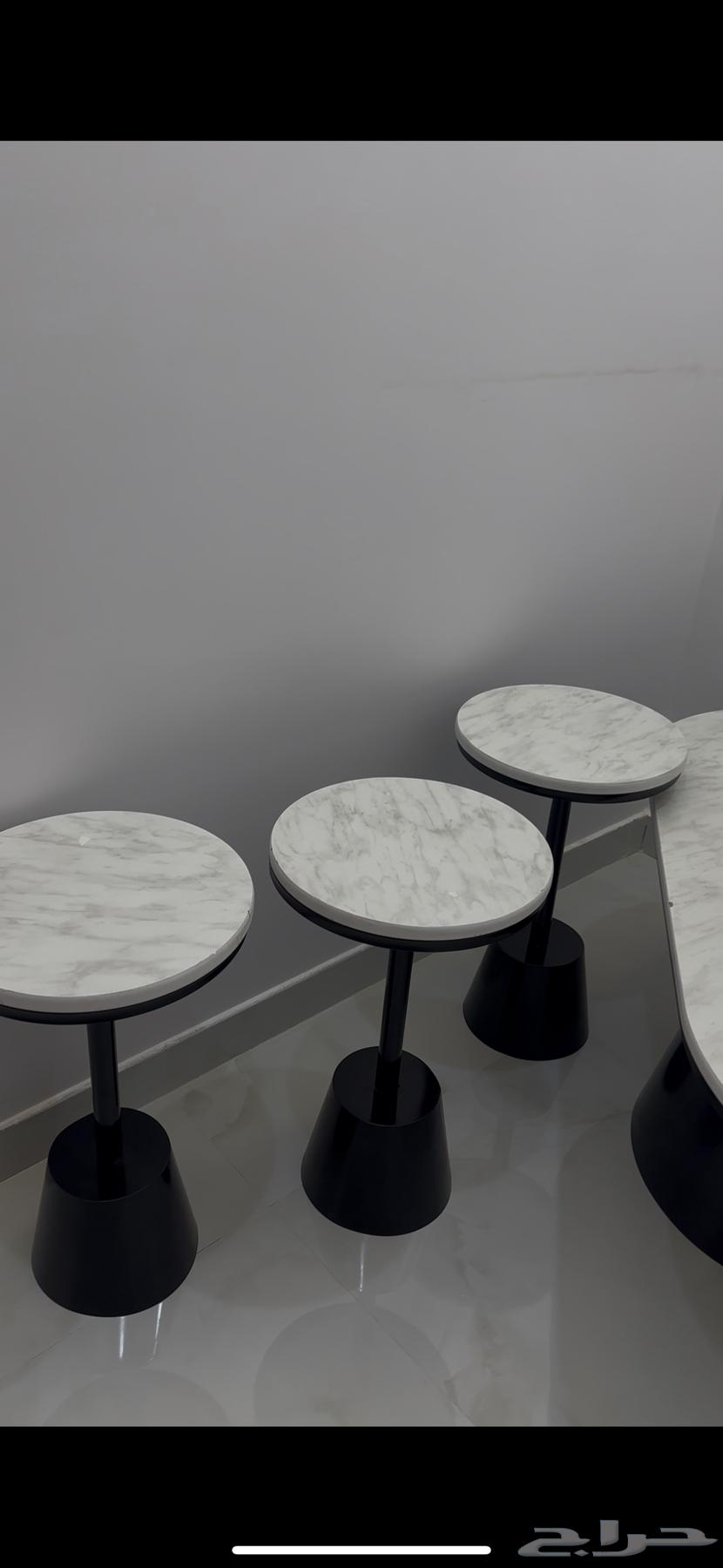 Semi-new table64433740071171112