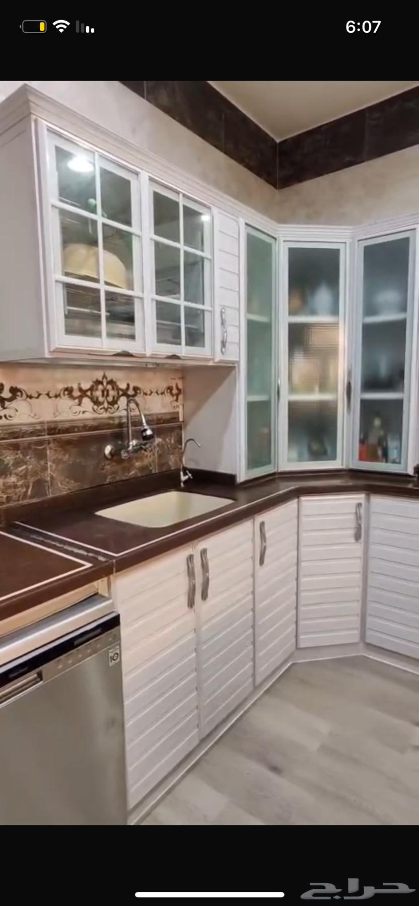 دولاب مطبخ كامل مع الشفاط للبيع64439226204162110