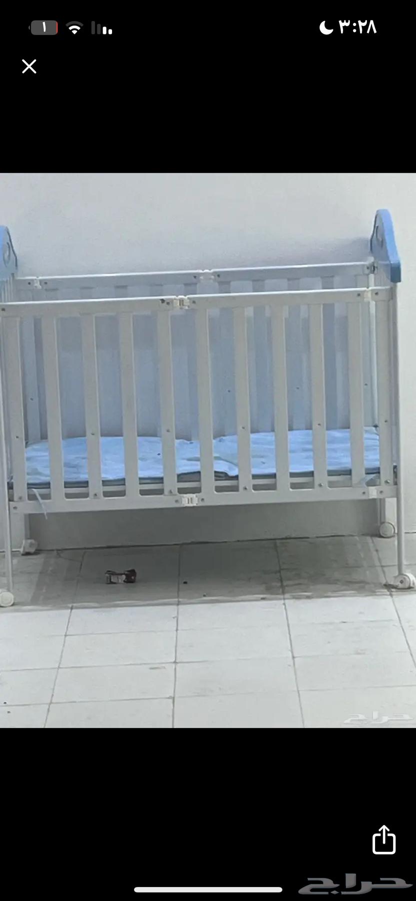 سرير طفل جديد.64437759978499110