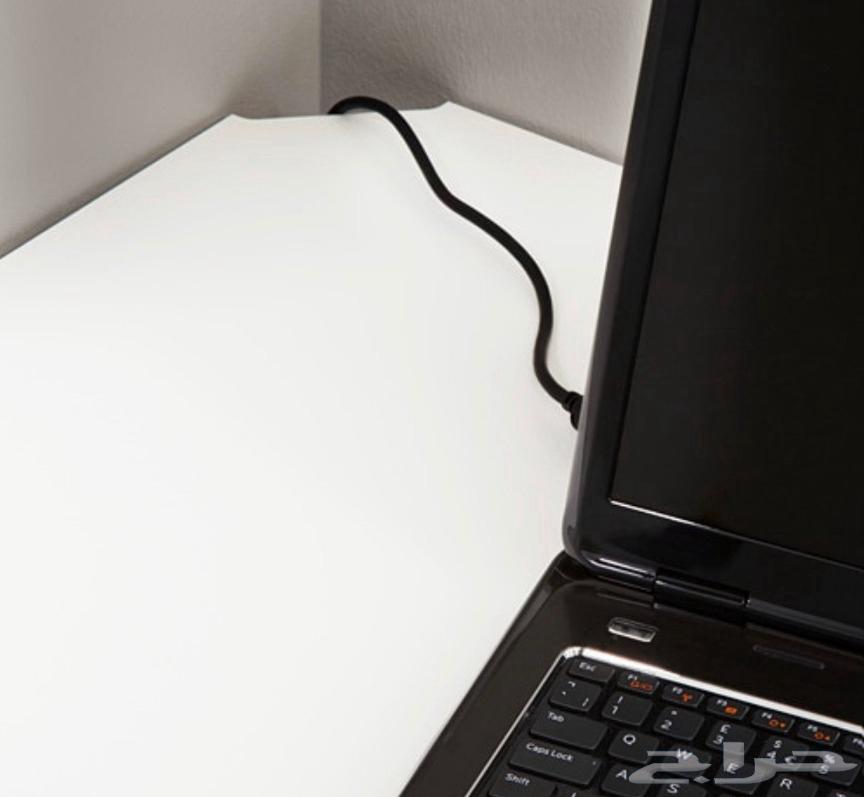 طاولة زاوية من ايكيا للبي سي64441253575297111