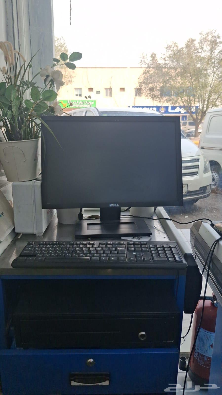 Cashier machine and table64438672393218110