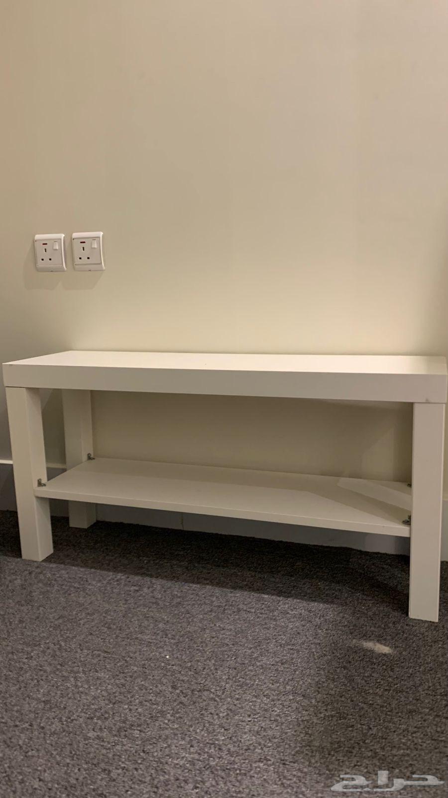 تلفزيون و طاولة و دولاب64436386746243110