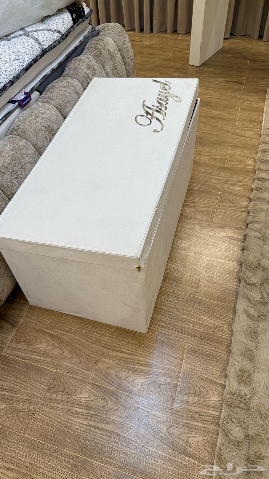 Dubash with two bride sets for Jeddah only, price negotiable64439307107331113