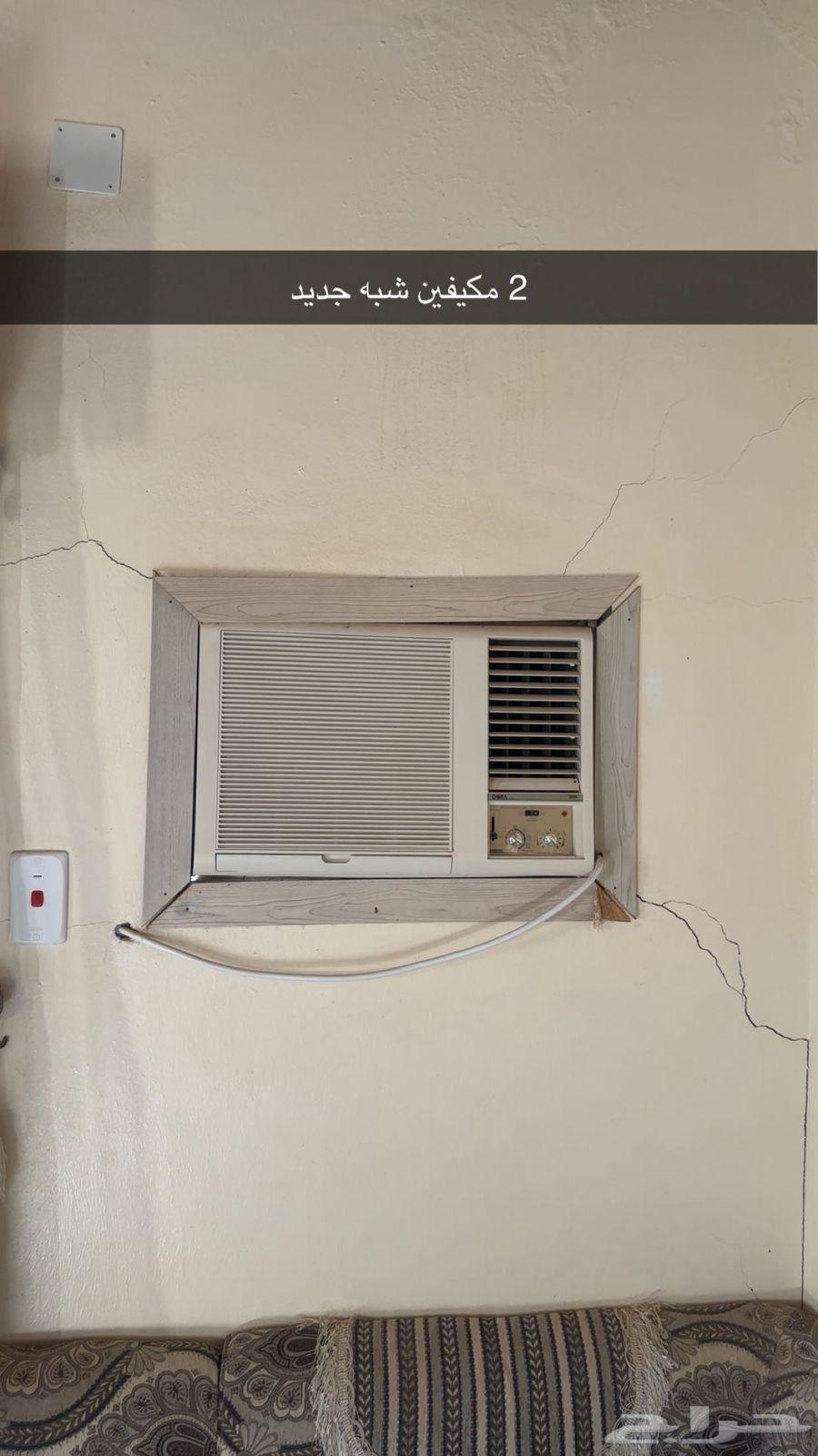 It has a complete room furniture, mattresses, 2 air conditioners, and 3 doors64438109805314110