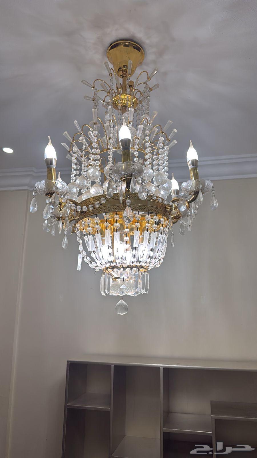 ثريا شبه جديده64441253592449110