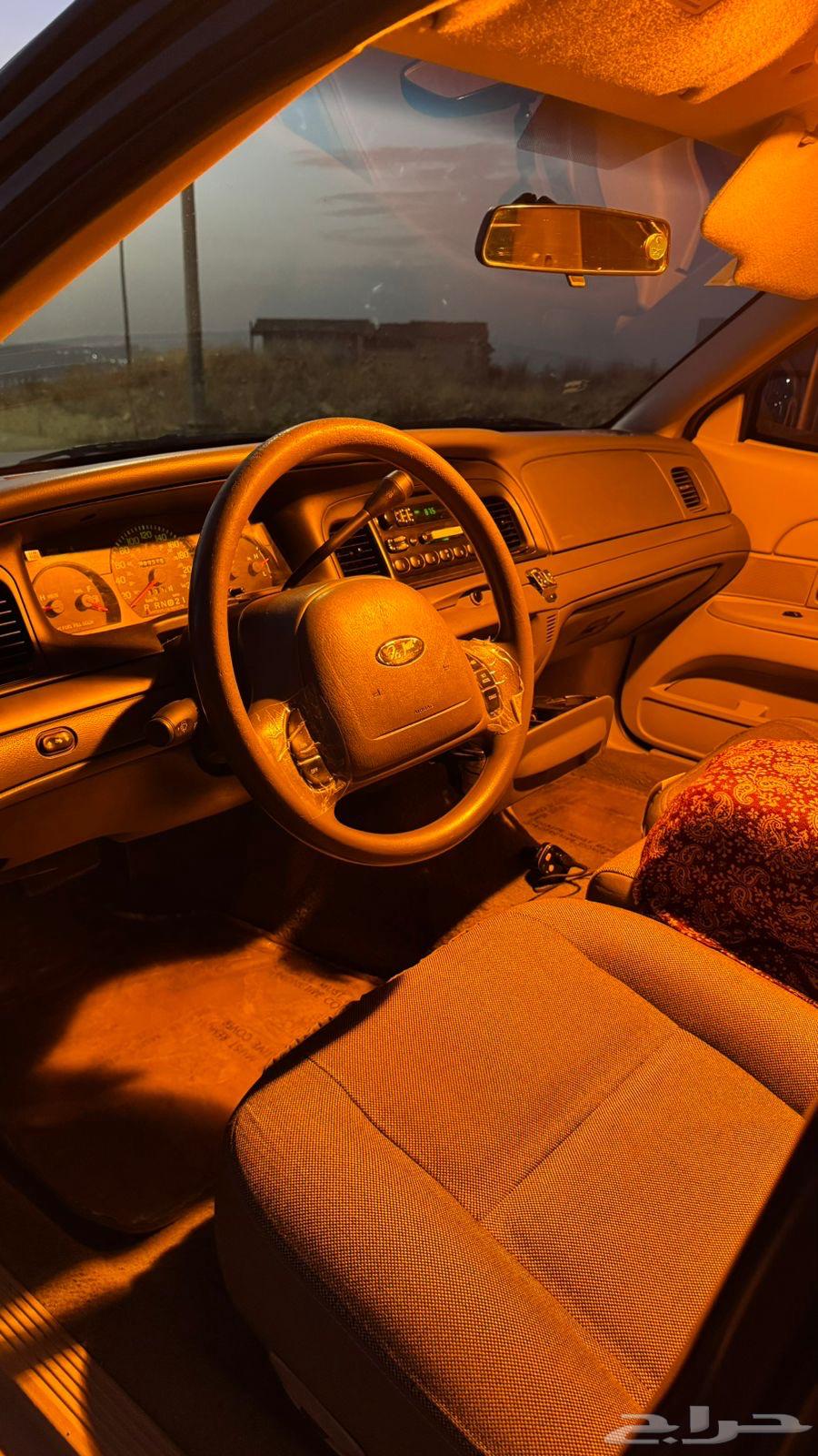 فورد بوليسي 200364593814384771113