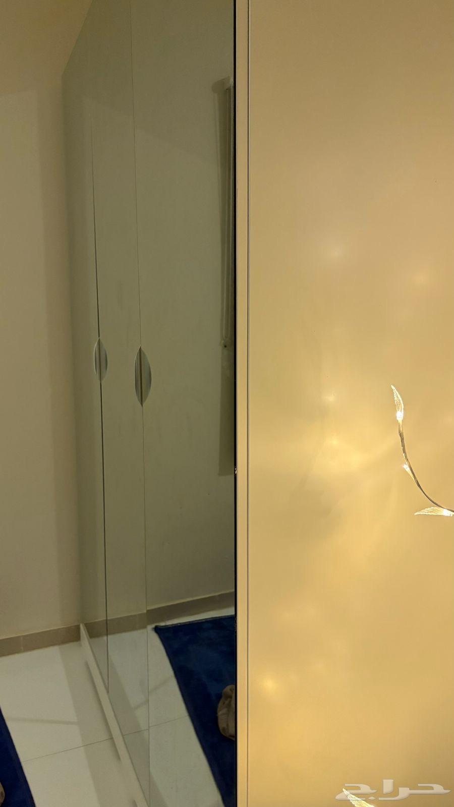 Closet for sale64442172812033110