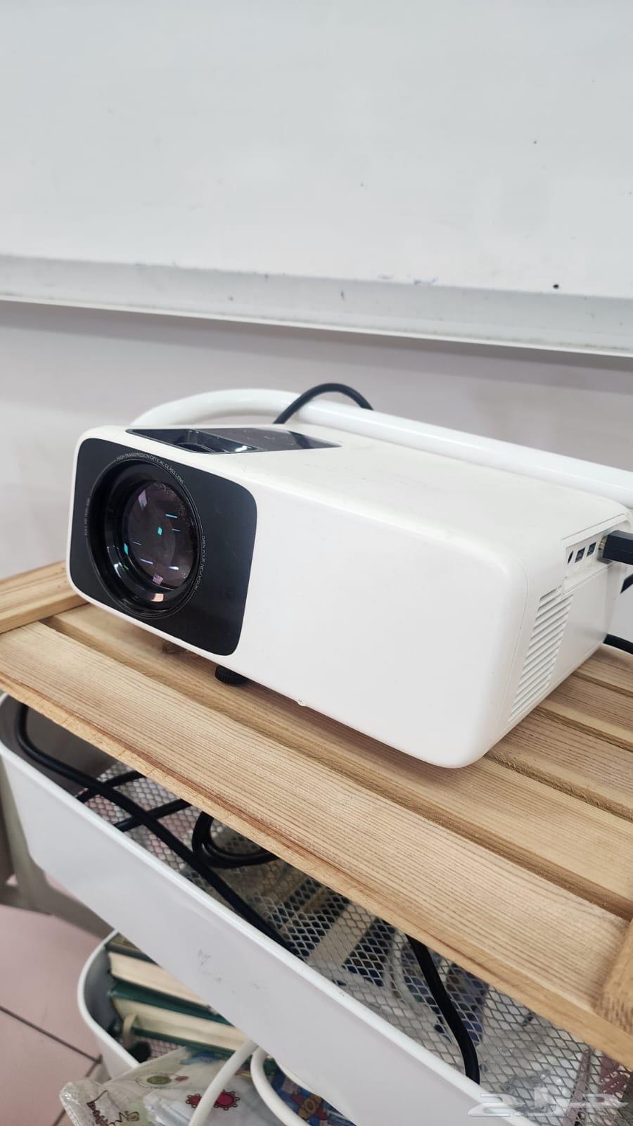 Excellent projector for sale64440301897347110