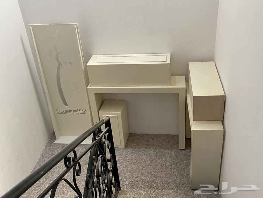 طاولات حفلات واستاند استقبال باسم سيف مهند64435463382915110