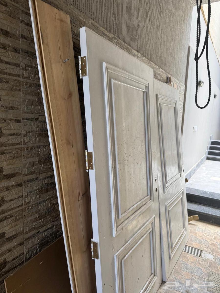 باب64436735563778111