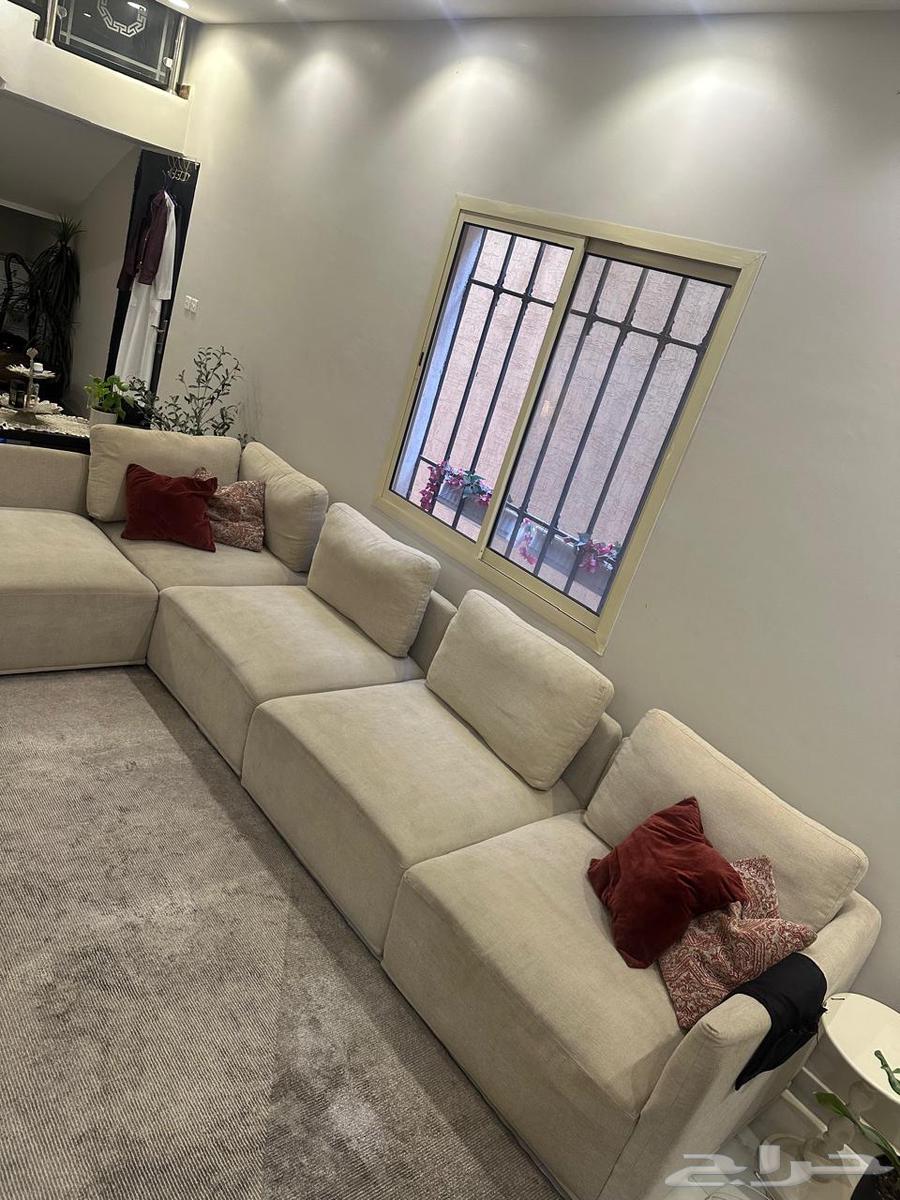 كنب حرف L نظيف جدا للبيع   طاولة طعام 8 كراسي64434169339138111