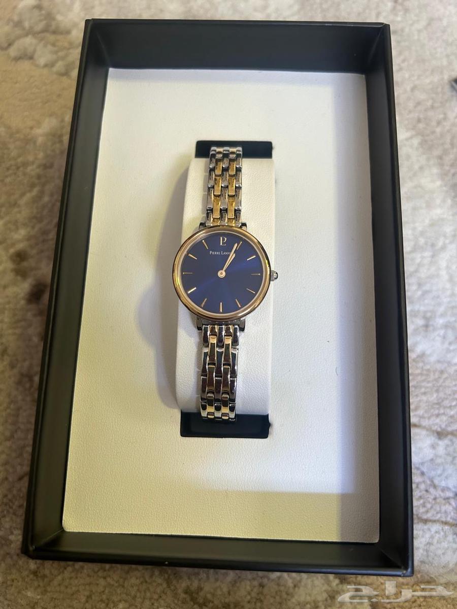 ساعة نسائية جديدة فرنسية64437126314243110