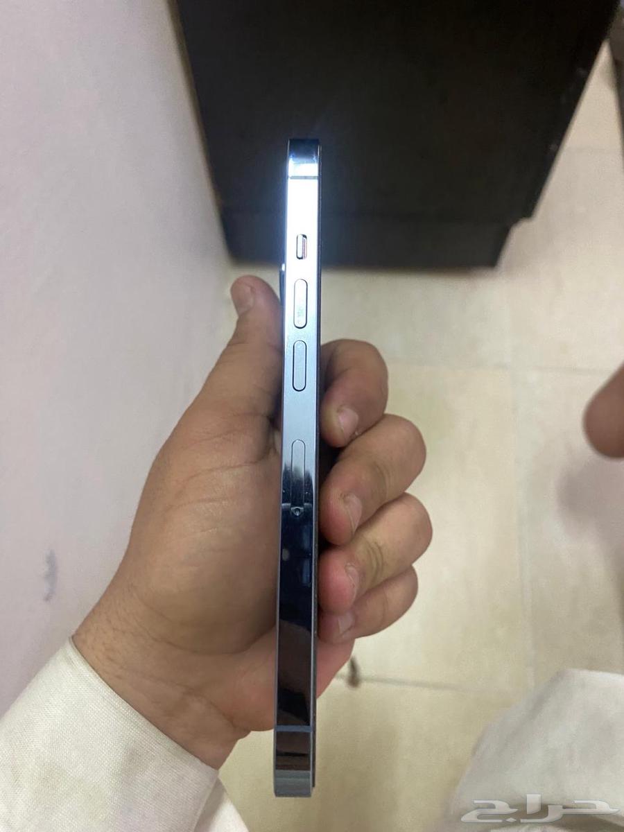 iPhone 13 Pro64440981854850112