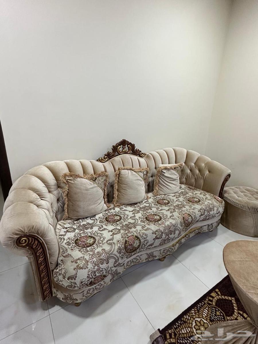 Complete seating furniture with tables64437881336194112