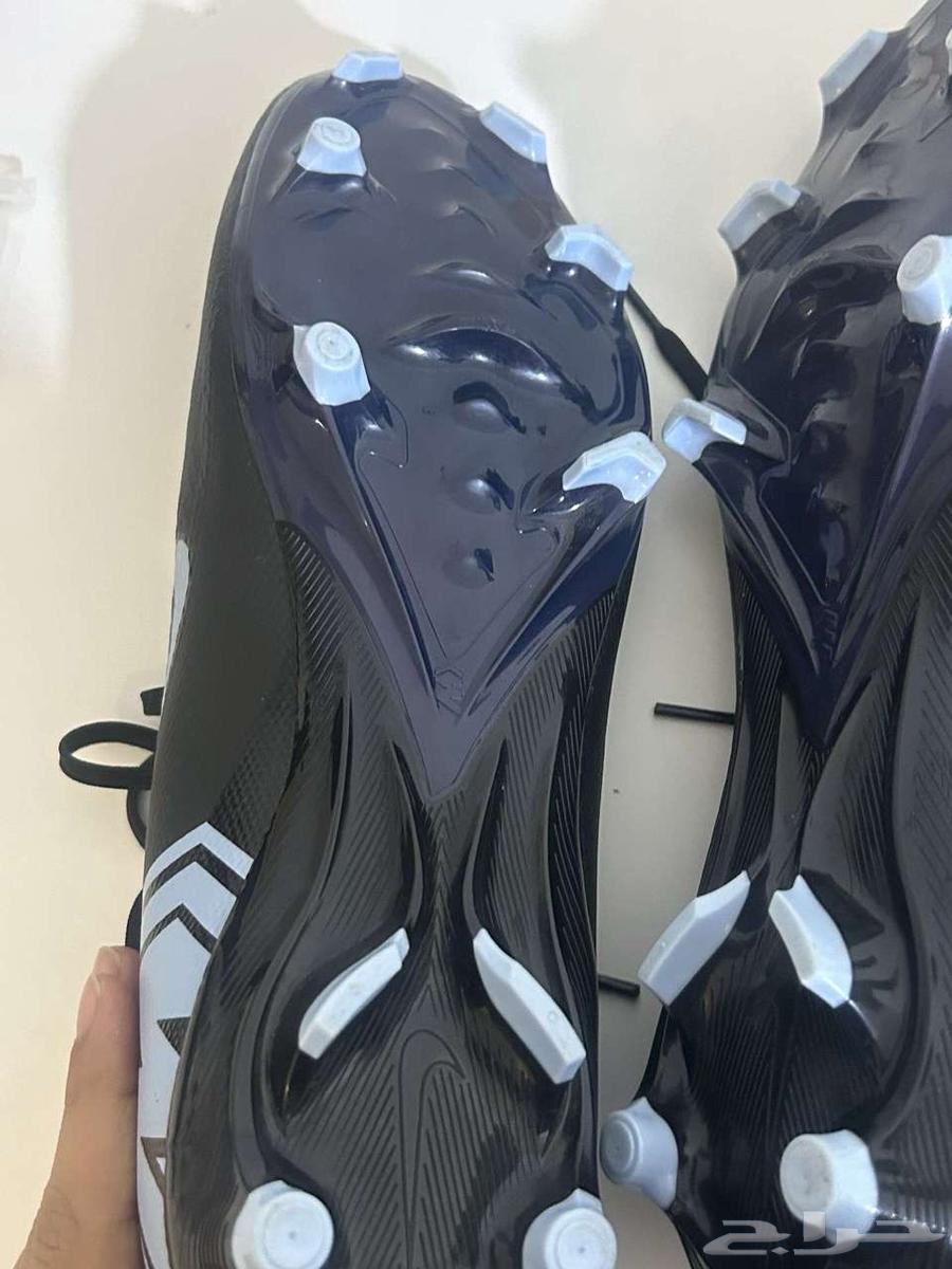 جزمه كوره نايك64436909827969114