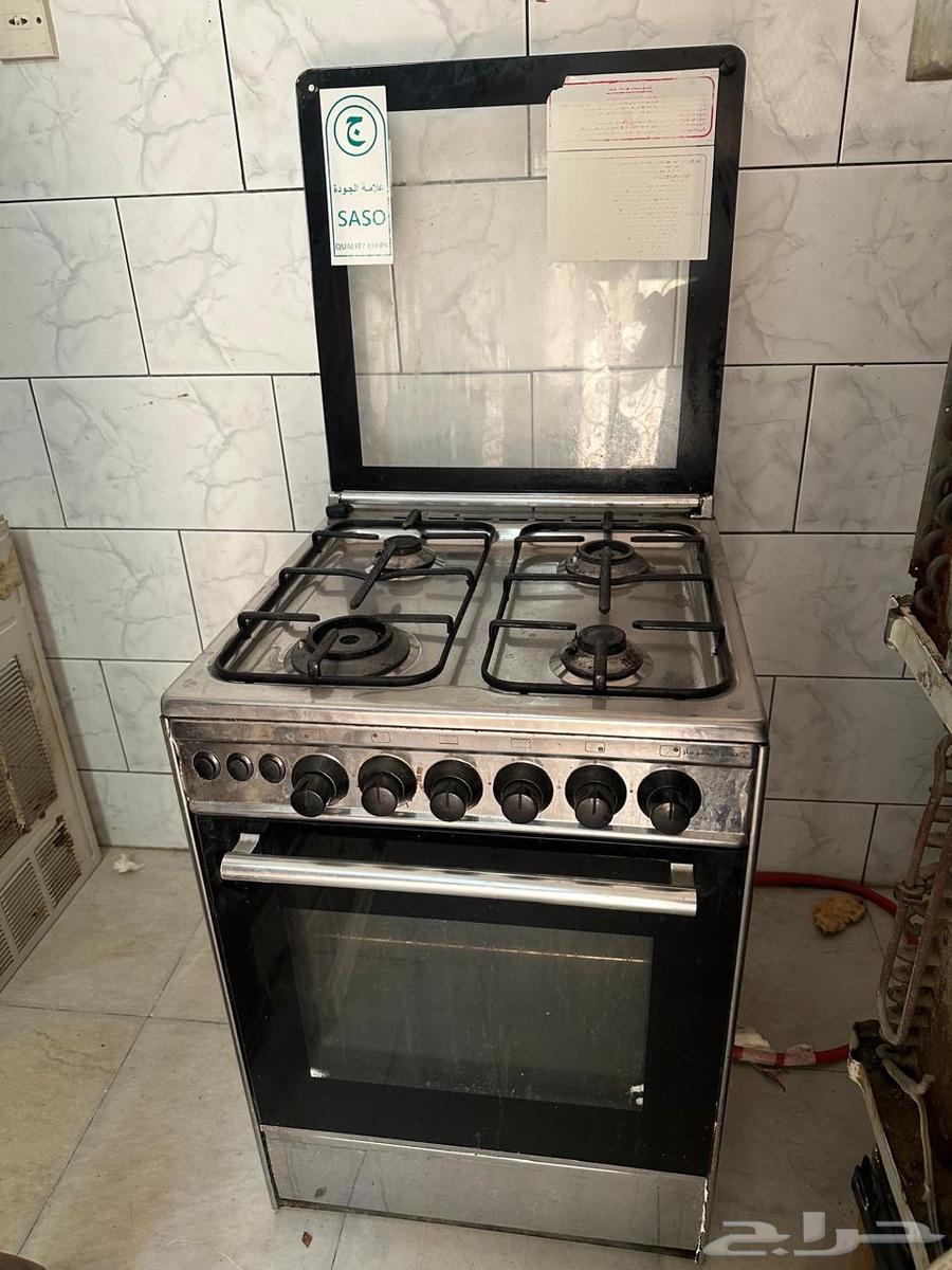 مكيفين للبيع وغازين64438713136641114