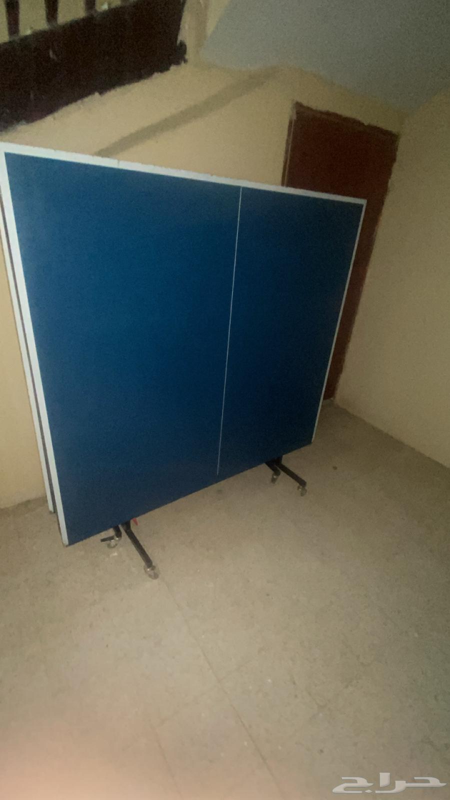 طاوله تنس   فيها بعض الخدوش فقط64448460555523110